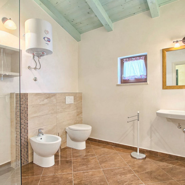 Bagno / wc, Villa Luca, Villa Luca - casa in pietra con piscina a Ribari, Istria, Croazia Radetići